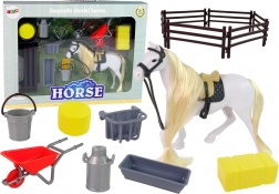Paard om te borstelen met stal en accessoires
