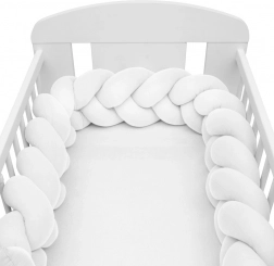 Mousseline gevlochten bedbumper wit