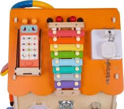 Multifunctioneel interactief houten huisje