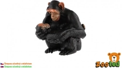 Beeldje van chimpanseewijfje met jong – realistisch kunststof model 5 cm