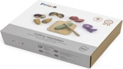 Houten set voor het snijden van groenten voor kinderen