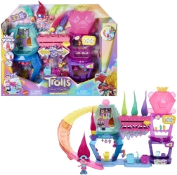 Trolls Mount Rageous speelset met Poppy-pop en meer dan 25 accessoires