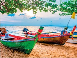 Puzzel kleurrijke boten op het strand 2000 stukjes
