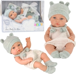 Stoffen babypop 18 cm in grijze outfit met mutsje en slabbetje