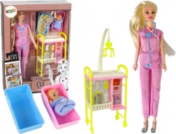 Dokterspop met lang haar en accessoires