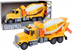 Gele vrachtwagen cementmixer met wrijvingsaandrijving, licht- en geluidseffecten