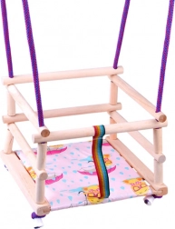 Kleurige houten schommel met kussen