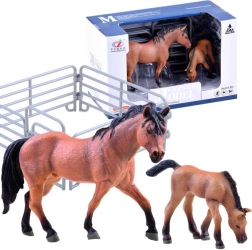 Set paarden- en veulenfiguren met omheining – Bruin – modulaire omheining