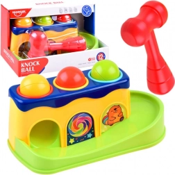 Kleurrijke hamerbank met hamertje en balletjes voor kinderen