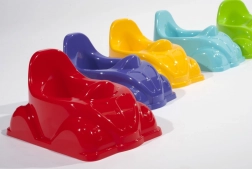 Nachtpotje in de vorm van een autootje