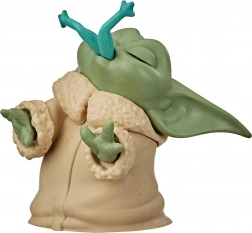 Figurine GROGU met kikker 6,5 cm van Hasbro – STAR WARS: THE MANDALORIAN