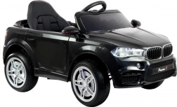 zwart kinderautootje op batterij