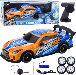 RC sportauto met verlichte carrosserie en driftsmodus – oranje
