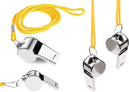 Metalen fluitje aan een koord