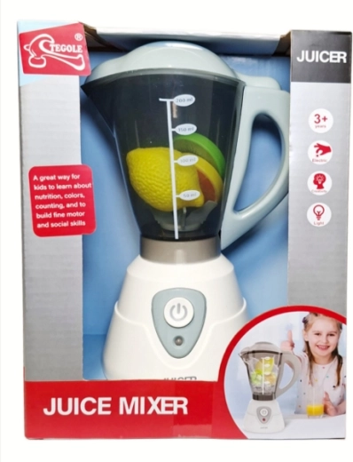 Kindermixer voor in de keuken met fruit op batterijen
