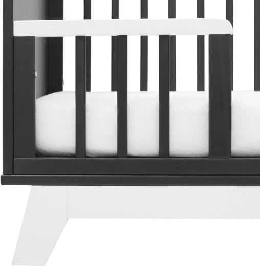 Luchtige lattenbodem van berkenlamellen