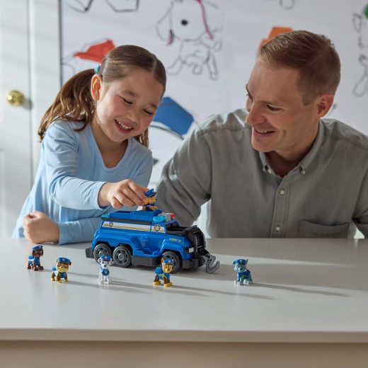 Zes figuren van favoriete helden