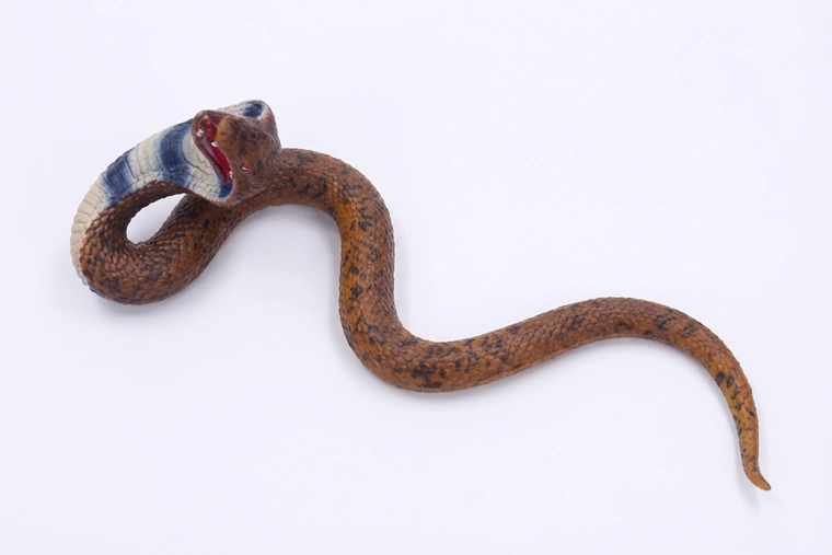 Zachte rubberen cobra 48 cm