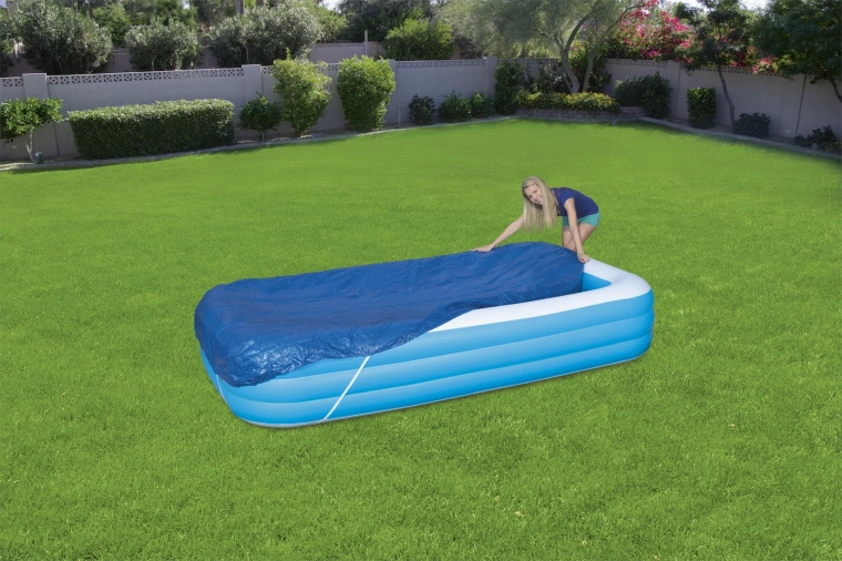 Bescherming van de zuiverheid van het zwembadwater