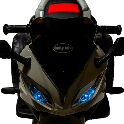 LED-koplampen en stabiele driewielconstructie