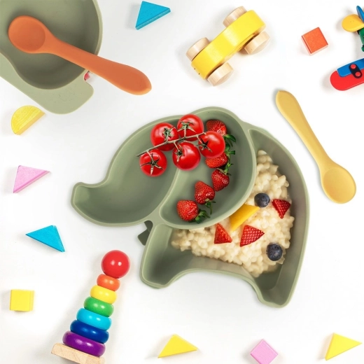 Drie gescheiden vakjes voor een gevarieerde maaltijd