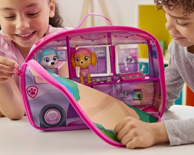 Draagbare 2-in-1 caravan: koffer en speelwereld