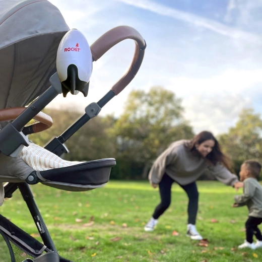 Eenvoudige montage dankzij de universele houder