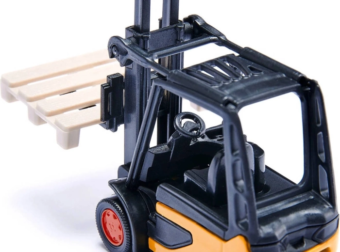 Pallets laden met een vorkheftruck