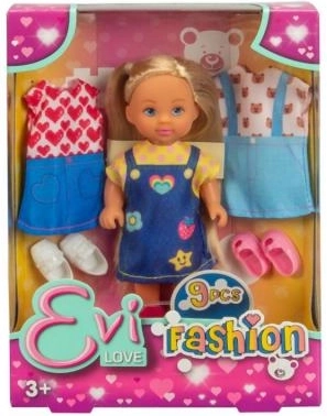 Pop Evička met verwisselbare outfits