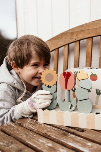 Tuinspel met pastel houten design