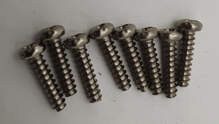 Zelftappende kruiskopschroef met bolkop 3 × 12 mm voor Voltage, Major, Tiger en Hoolk - 1 stuk