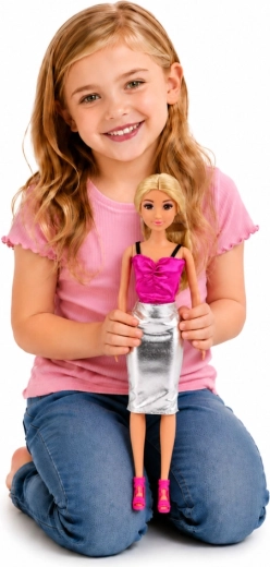 Pop van 30 cm met beweegbare ledematen