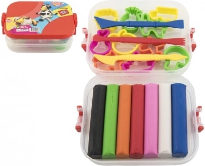 Set van klei en uitstekers in een plastic doos