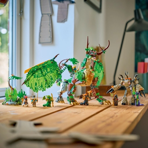 Rijke speelscènes met mecha en boom