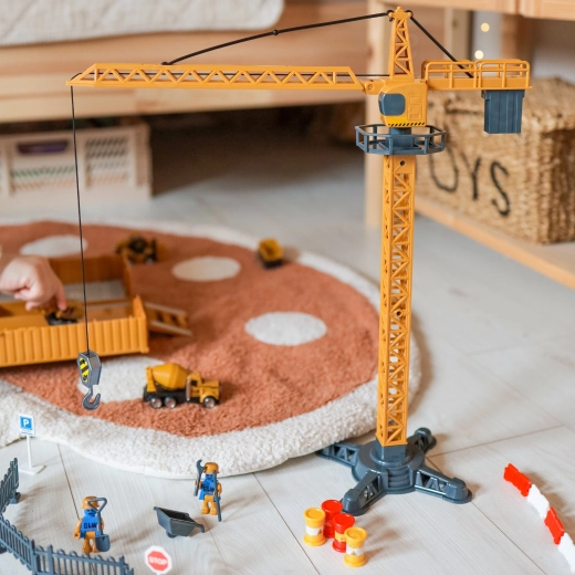 Torenkraan met rotatie en werkende haak