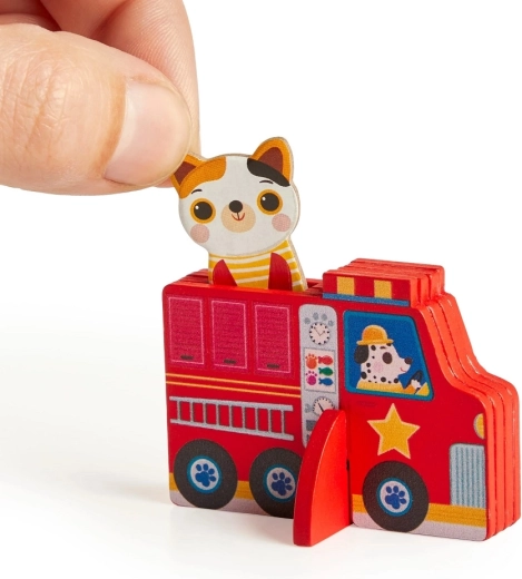 Houten brandweerauto’s voor kleine handjes