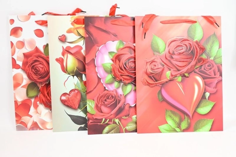 Decoratieve grote cadeautas