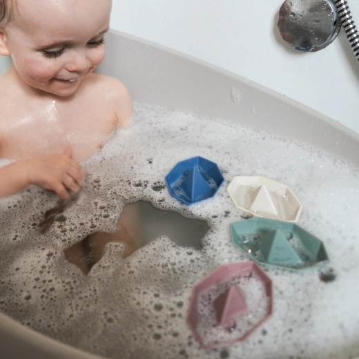 Creatieve waterspelletjes van baby tot peuter