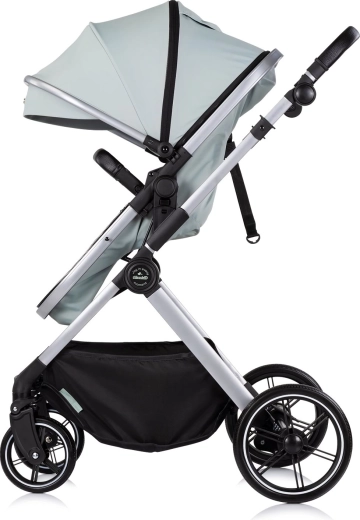 Grote, uitbreidbare kap met kijkvenster