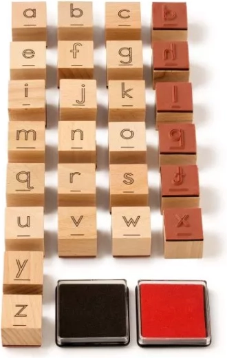 26 houten stempels met letters
