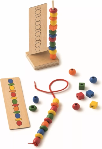 Toys for life rijgen van kralen volgens voorbeelden