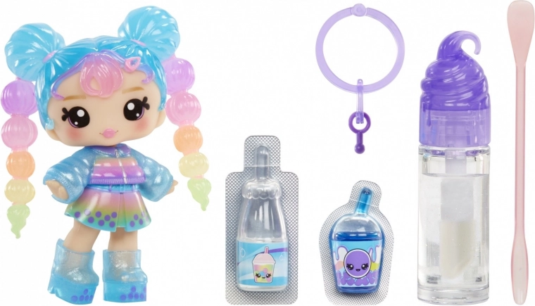 Popje met accessoires en sleutelhanger