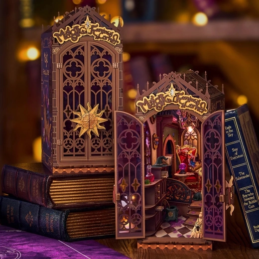 Decoratieve boekensteun