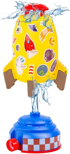 Komt omhoog en vernevelt water rondom