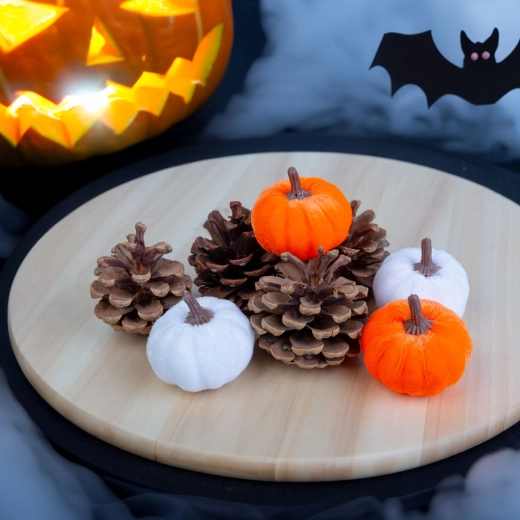 Herfstdecoratie pompoenen en dennenappels, 8 stuks
