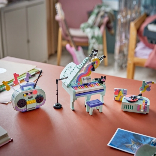 Accessoires en decoratie in retro muziekstijl
