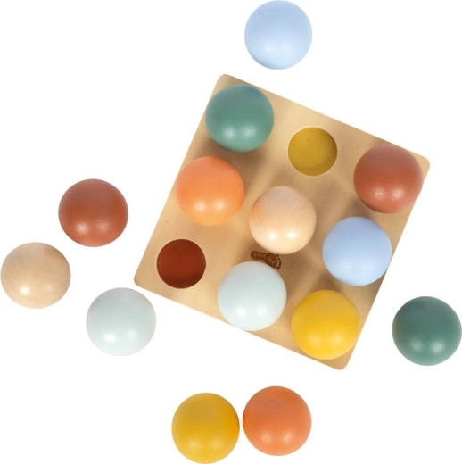 Montessori spel voor het sorteren en ontdekken van kleuren