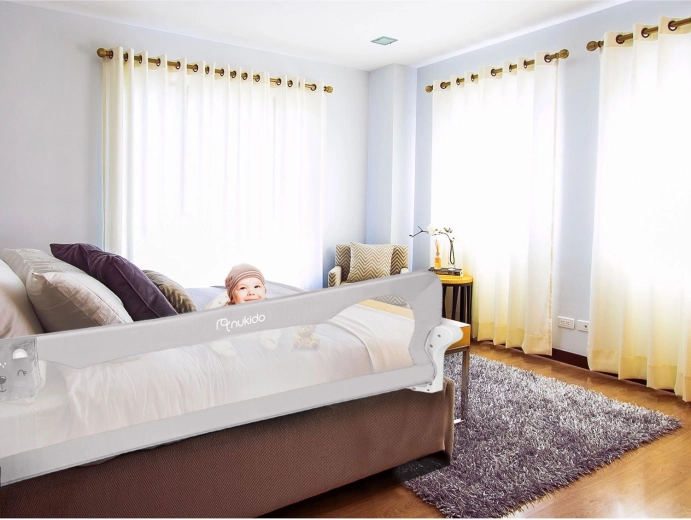 Stevige stalen constructie en ademend gaas