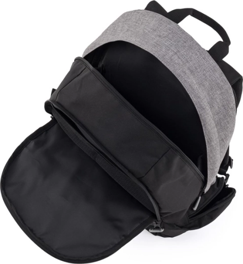 Indeling met drie vakken en laptopvak