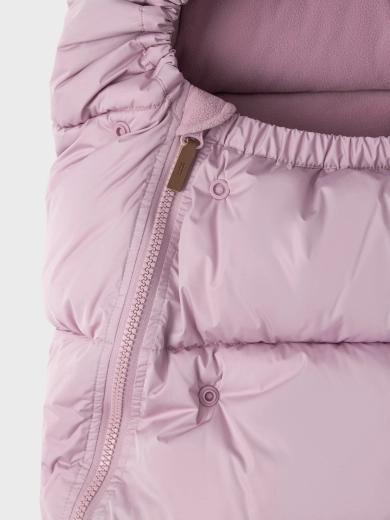 Praktisch sluiten en aanpassing aan de kinderwagen